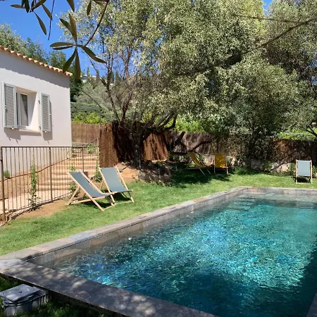 Le Rossignol 1, Aiguebelle شقة لو لا فاندو